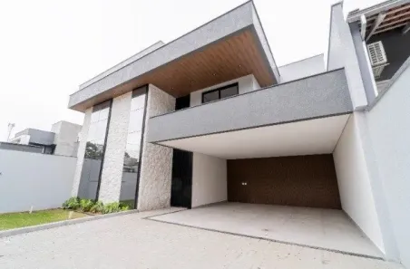 Sobrado com 3 Quartos à venda, 203m² no Glória, Joinville