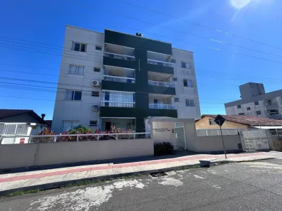 Apartamento com 2 Quartos à venda, 71m² no Serraria, São José