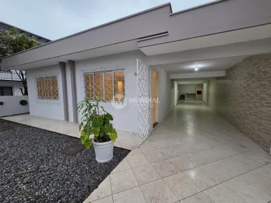 Casa com 3 Quartos para alugar, 80m² no Municípios, Balneário Camboriú