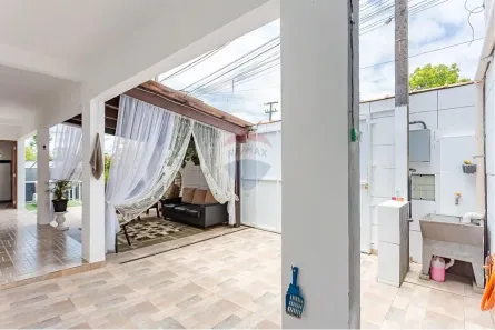 Casa com 4 Quartos à venda, 237m² no Novo Mundo, Curitiba
