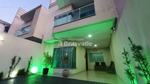Sobrado com 3 Quartos à venda, 220m² no Brasília, Cascavel