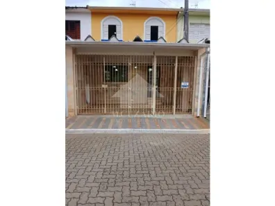 Casa com 3 Quartos à venda, 67m² no Vila Iapi, Taubaté
