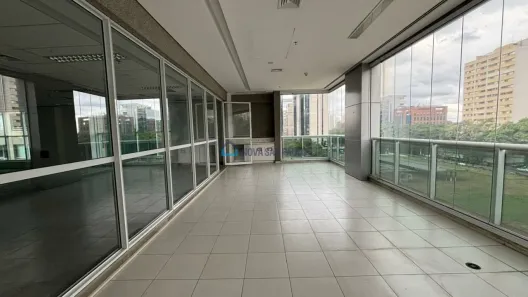 Sala Comercial para alugar, 1081m² no Várzea de Baixo, São Paulo