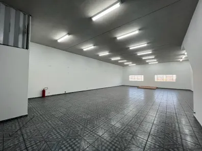 Ponto Comercial para alugar, 740m² no Vila Alzira, Santo André