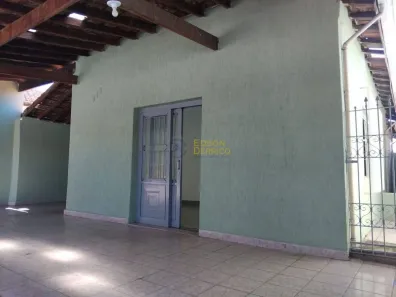 Casa com 3 Quartos à venda, 201m² no Tabaú, Pindamonhangaba