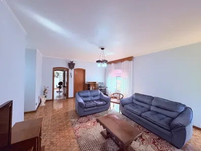 Casa com 3 Quartos à venda, 233m² no Vila Carrão, São Paulo