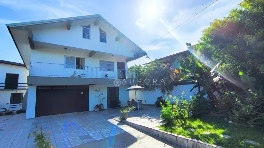 Casa com 3 Quartos à venda, 400m² no Campeche, Florianópolis