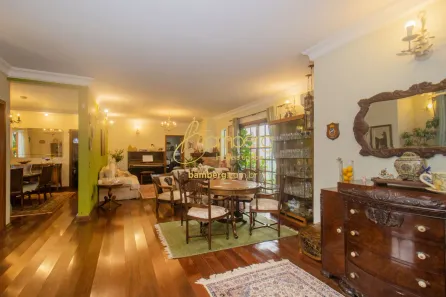 Casa com 4 Quartos à venda, 252m² no Jardim Petrópolis, São Paulo