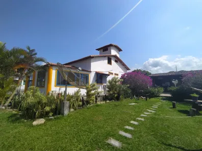 Fazenda/Sítio com 4 Quartos à venda, 250m² no Retiro, São Pedro da Aldeia