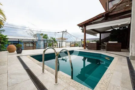 Casa de Condomínio com 3 Quartos à venda, 240m² no Badu, Niterói