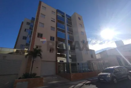 Apartamento com 2 Quartos para alugar, 62m² no de Fátima, Serra