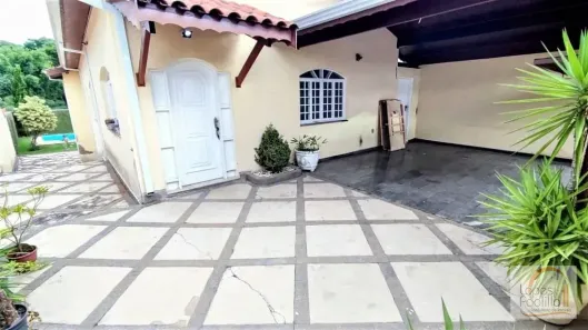 Casa com 3 Quartos à venda, 223m² no Vila Santista, Atibaia