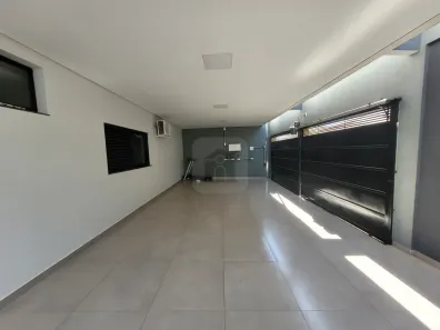 Casa com 4 Quartos à venda, 220m² no Segismundo Pereira, Uberlândia