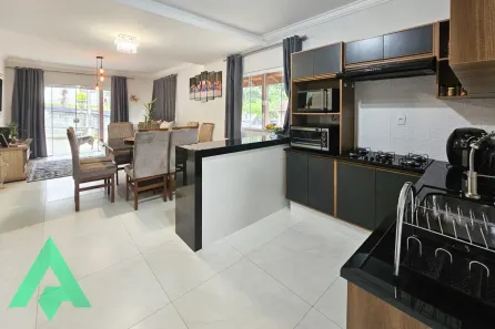 Casa com 3 Quartos à venda, 196m² no Escola Agrícola, Blumenau