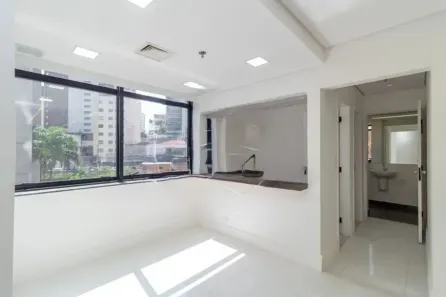 Sala Comercial com 3 Quartos para alugar, 120m² no Vila Nova Conceição, São Paulo
