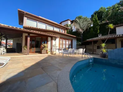 Casa com 5 Quartos à venda, 300m² no Mangabeiras, Belo Horizonte