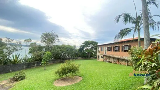 Fazenda/Sítio com 3 Quartos à venda, 260m² no Jardim Shangrilá (Zona Sul), São Paulo