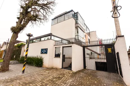 Sobrado com 3 Quartos para alugar, 179m² no Guabirotuba, Curitiba