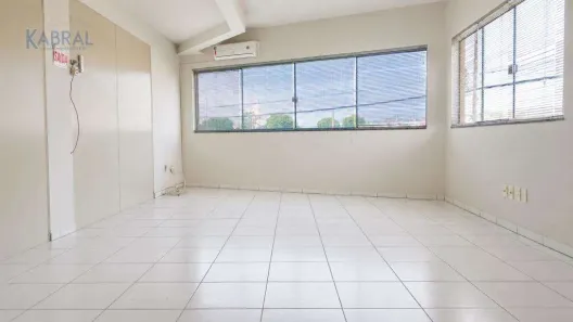 Sala Comercial para alugar, 90m² no Capoeiras, Florianópolis