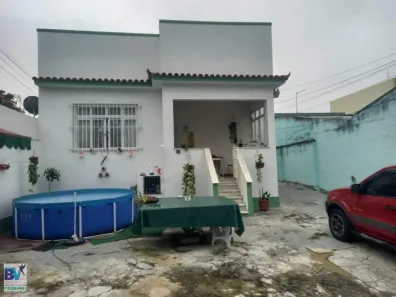 Casa com 4 Quartos à venda, 300m² no Vila da Penha, Rio de Janeiro