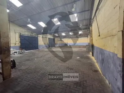 Galpão/Depósito/Armazém para alugar, 828m² no Vila Nogueira, Diadema