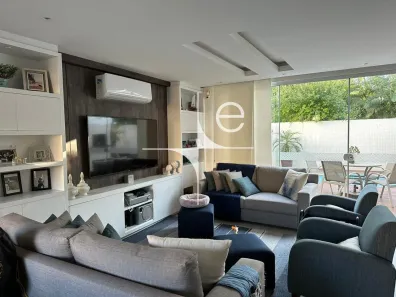 Casa com 3 Quartos para alugar, 270m² no Córrego Grande, Florianópolis