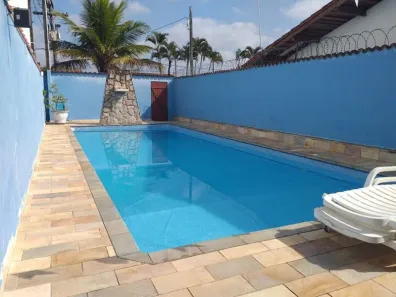 Sobrado com 4 Quartos para alugar, 285m² no Cibratel II, Itanhaém