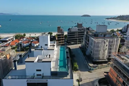 Apartamento com 2 Quartos à venda, 77m² no Jurerê, Florianópolis