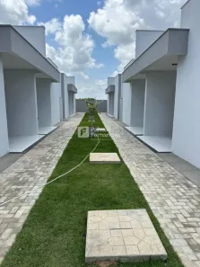 Casa de Condomínio com 2 Quartos à venda, 54m² no Nova Esperança, Parnamirim