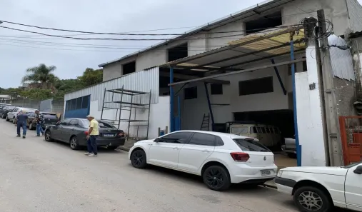 Galpão/Depósito/Armazém à venda, 1400m² no Jardim Califórnia, Barueri