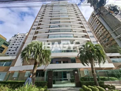 Apartamento com 2 Quartos para alugar, 97m² no Centro, Florianópolis