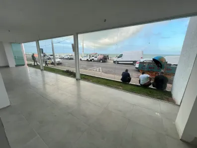 Ponto Comercial para alugar, 56m² no Praia do Meio, Natal