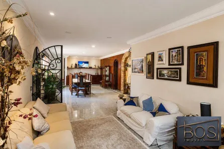 Casa com 3 Quartos à venda, 318m² no Serra, Belo Horizonte