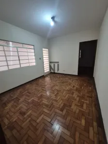 Casa com 2 Quartos para alugar, 100m² no Jardim Emília, Jacareí