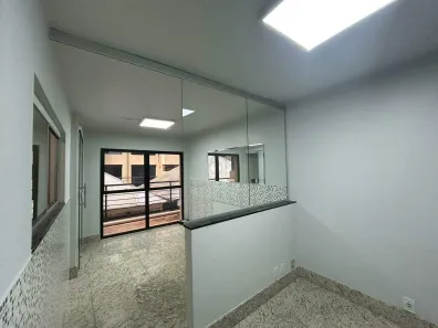 Sala Comercial para alugar, 40m² no Zona Industrial, Brasília