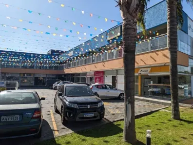 Ponto Comercial para alugar, 30m² no Novo Mundo, Curitiba