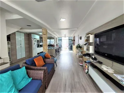 Casa com 3 Quartos à venda, 232m² no Cristal, Porto Alegre