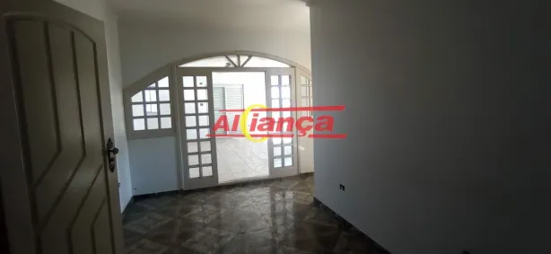 Casa com 3 Quartos para alugar, 330m² no Cidade Seródio, Guarulhos