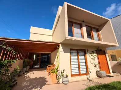Casa de Condomínio com 4 Quartos à venda, 300m² no Stella Maris, Salvador