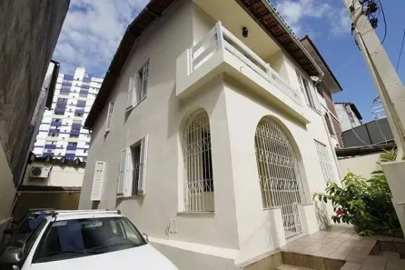 Casa com 4 Quartos à venda, 340m² no Vila Laura, Salvador
