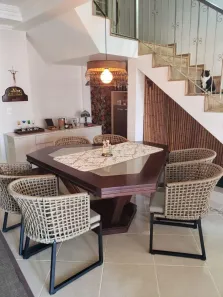 Casa com 3 Quartos à venda, 215m² no Califórnia, Londrina