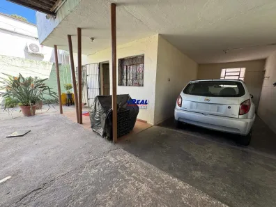 Imóvel Comercial com 3 Quartos à venda, 100m² no Araguaia, Belo Horizonte