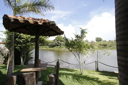 Imóvel Comercial com 28 Quartos à venda, 2000m² no Nova Guarapari, Guarapari
