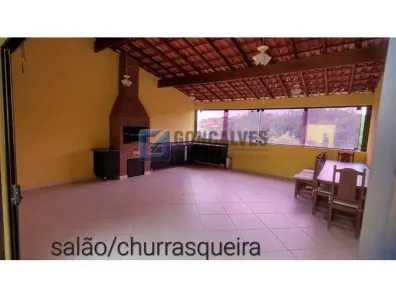 Sobrado com 2 Quartos à venda, 250m² no Baeta Neves, São Bernardo do Campo
