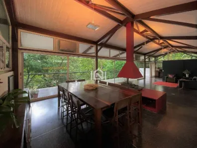 Casa de Condomínio com 3 Quartos à venda, 380m² no Chácara do Refúgio, Carapicuíba