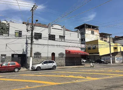 Casa com 4 Quartos à venda, 230m² no Ladeira, Juiz de Fora