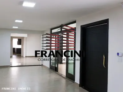 Imóvel Comercial com 3 Quartos para alugar, 302m² no Vila Guedes de Azevedo, Bauru