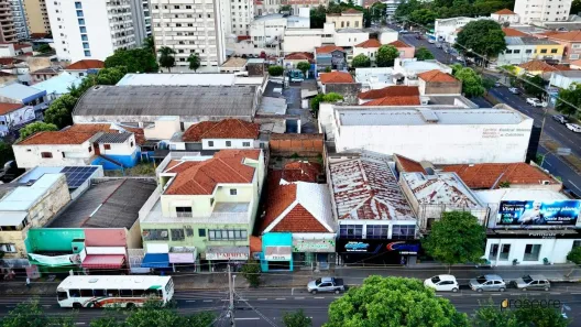 Imóvel Comercial com 3 Quartos à venda, 300m² no Bosque, Presidente Prudente
