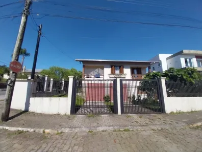 Casa com 3 Quartos à venda, 232m² no Centro, Farroupilha