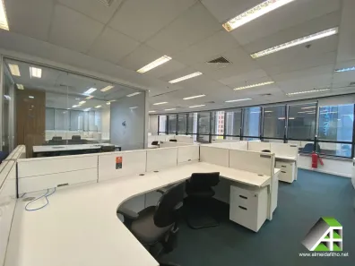 Sala Comercial com 1 Quarto para alugar, 300m² no Vila Olímpia, São Paulo